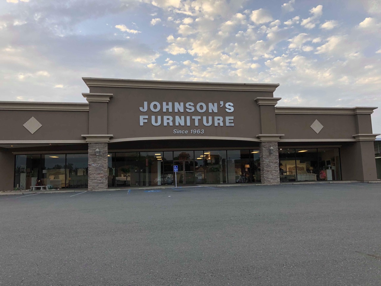 johnson's furniture & mattress gallery longview photos